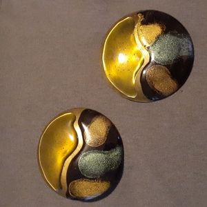 Golden / Black / Oliver  Round Pierce Earrings. 2" X 2" ( L8 245 )